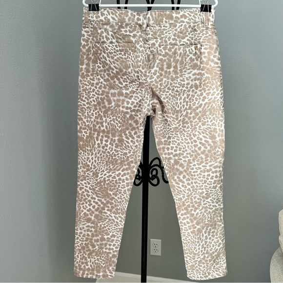 Women’s Calvin Klein cheetah print jeggings - Picture 3 of 7